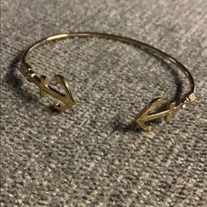 Anchor cuff bracelet